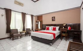 Reddoorz Near Balai Kota Malang